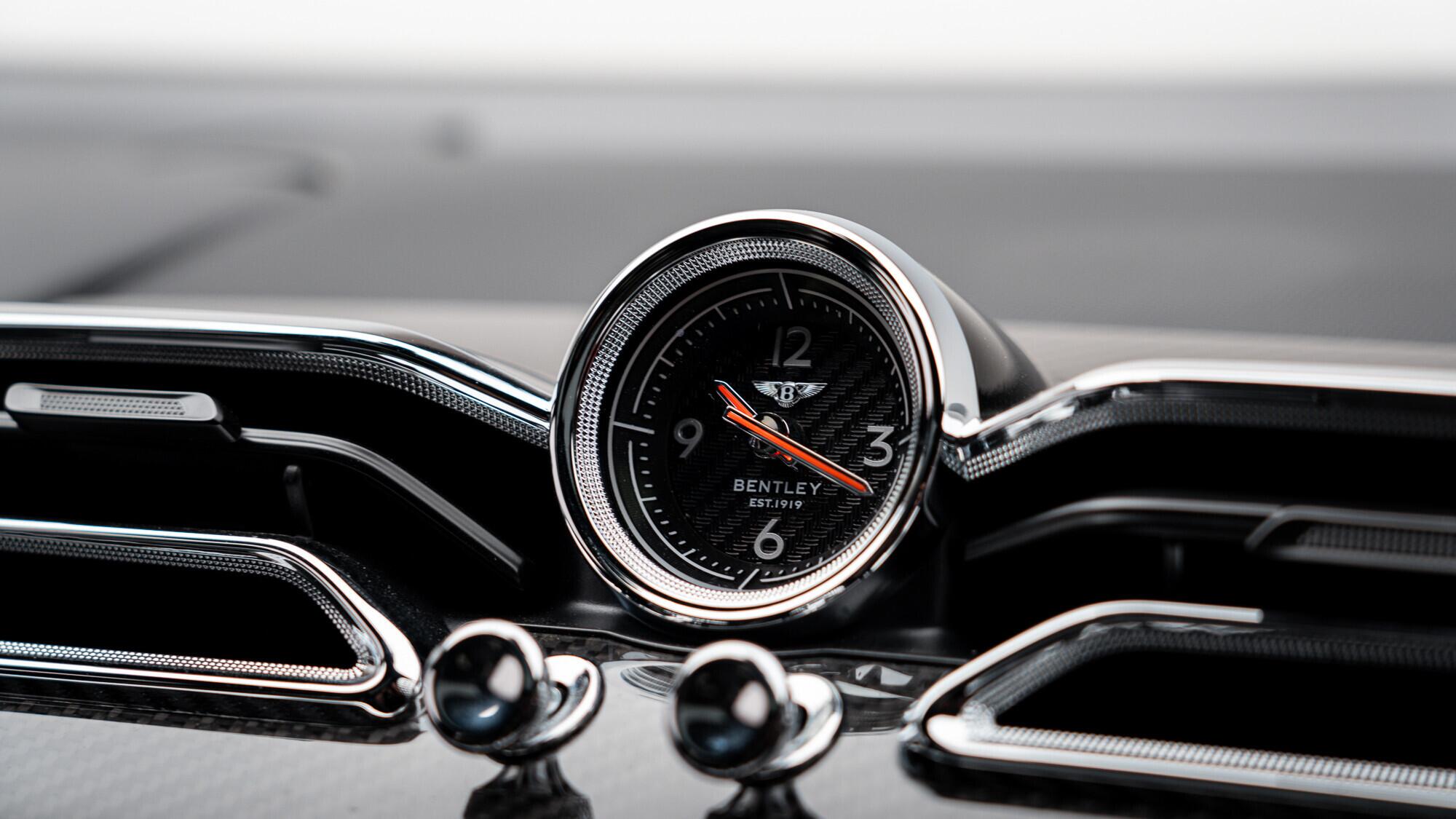 Bentley Bentayga view 62