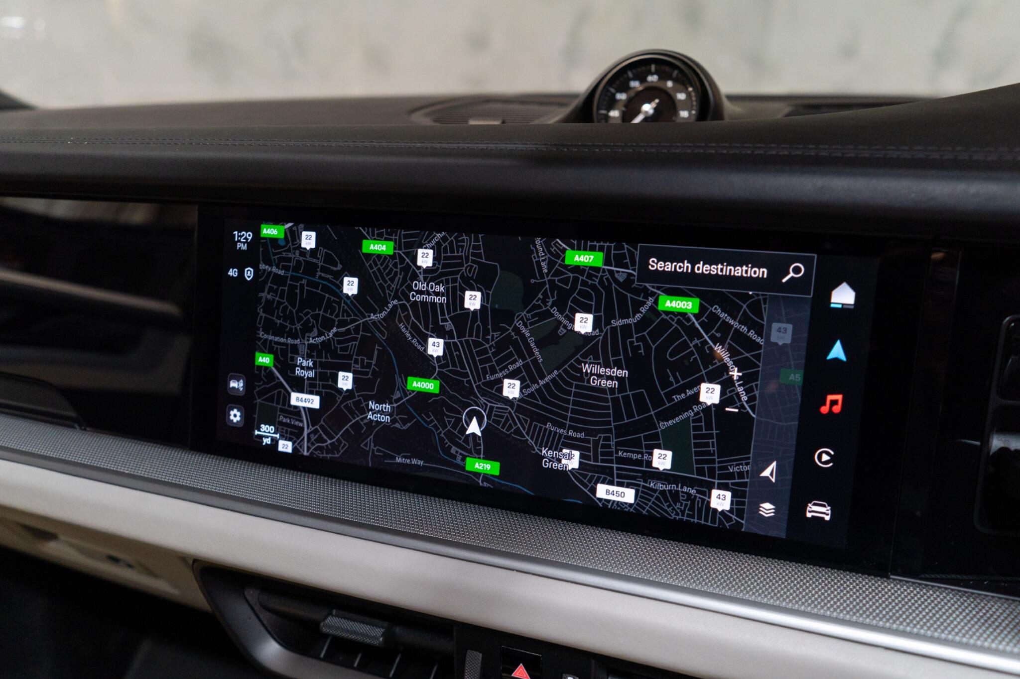 Porsche Cayenne view 21