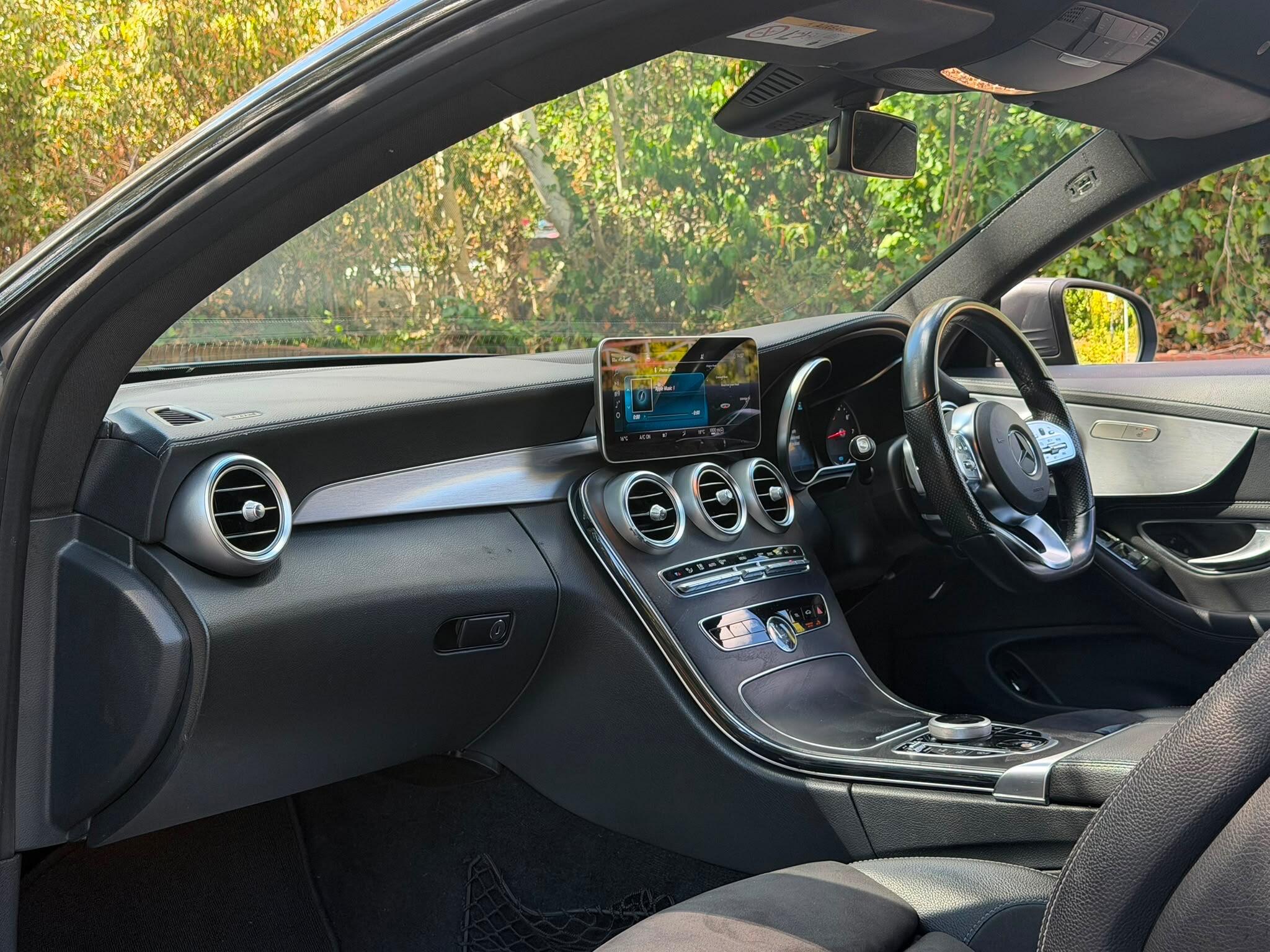 Mercedes-Benz C-Class view 14