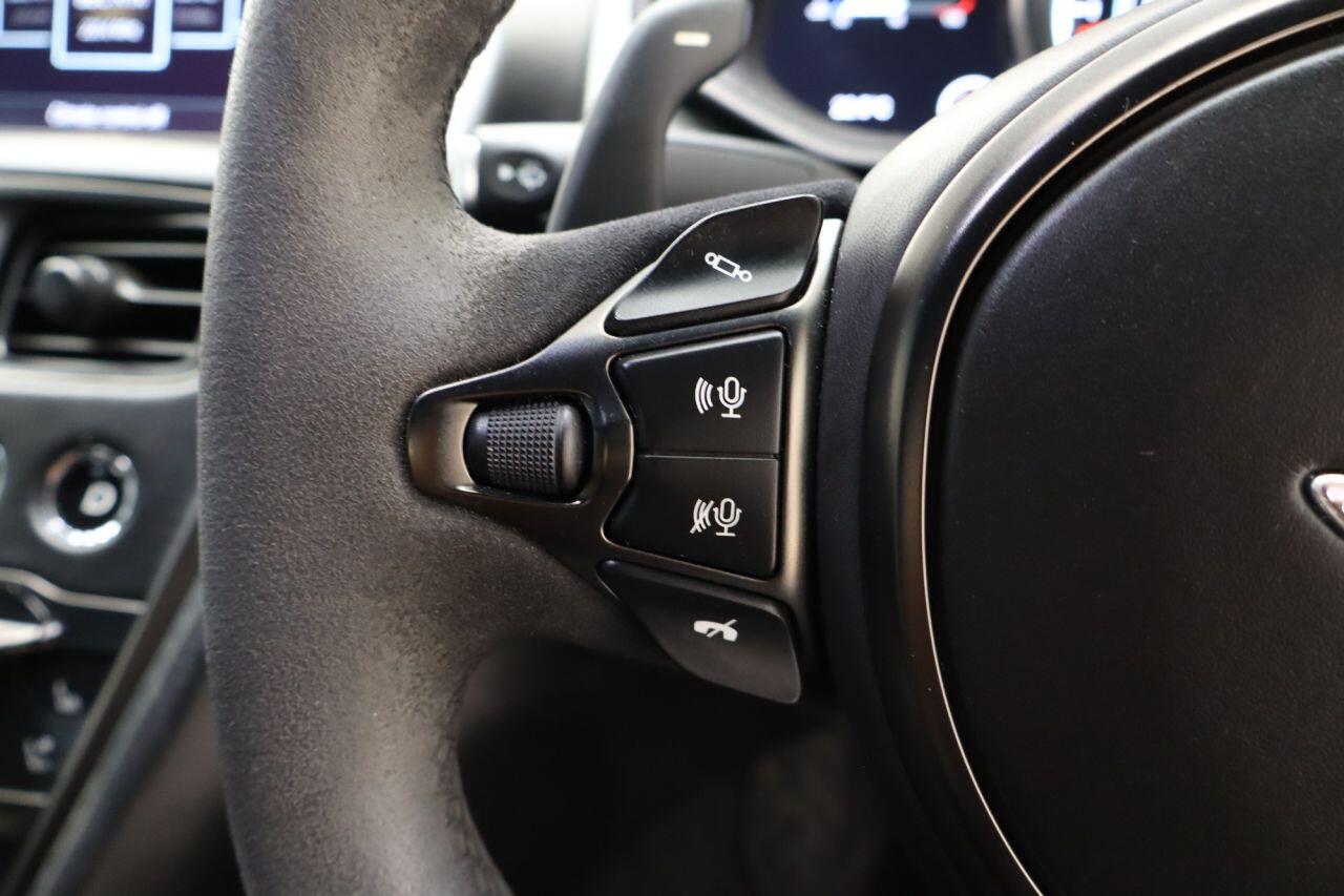 Aston Martin DB11 view 36