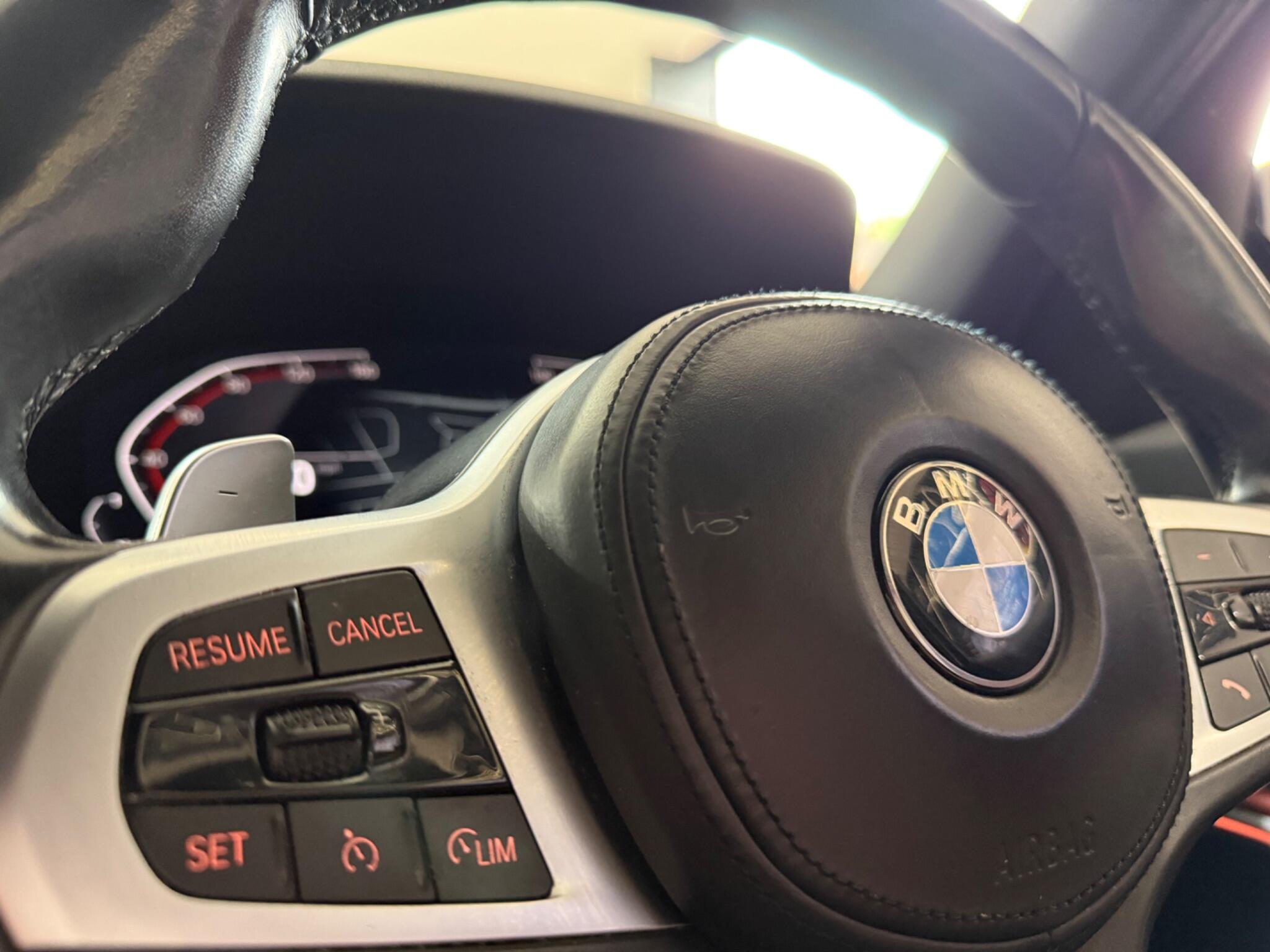 BMW 3 Series view 29