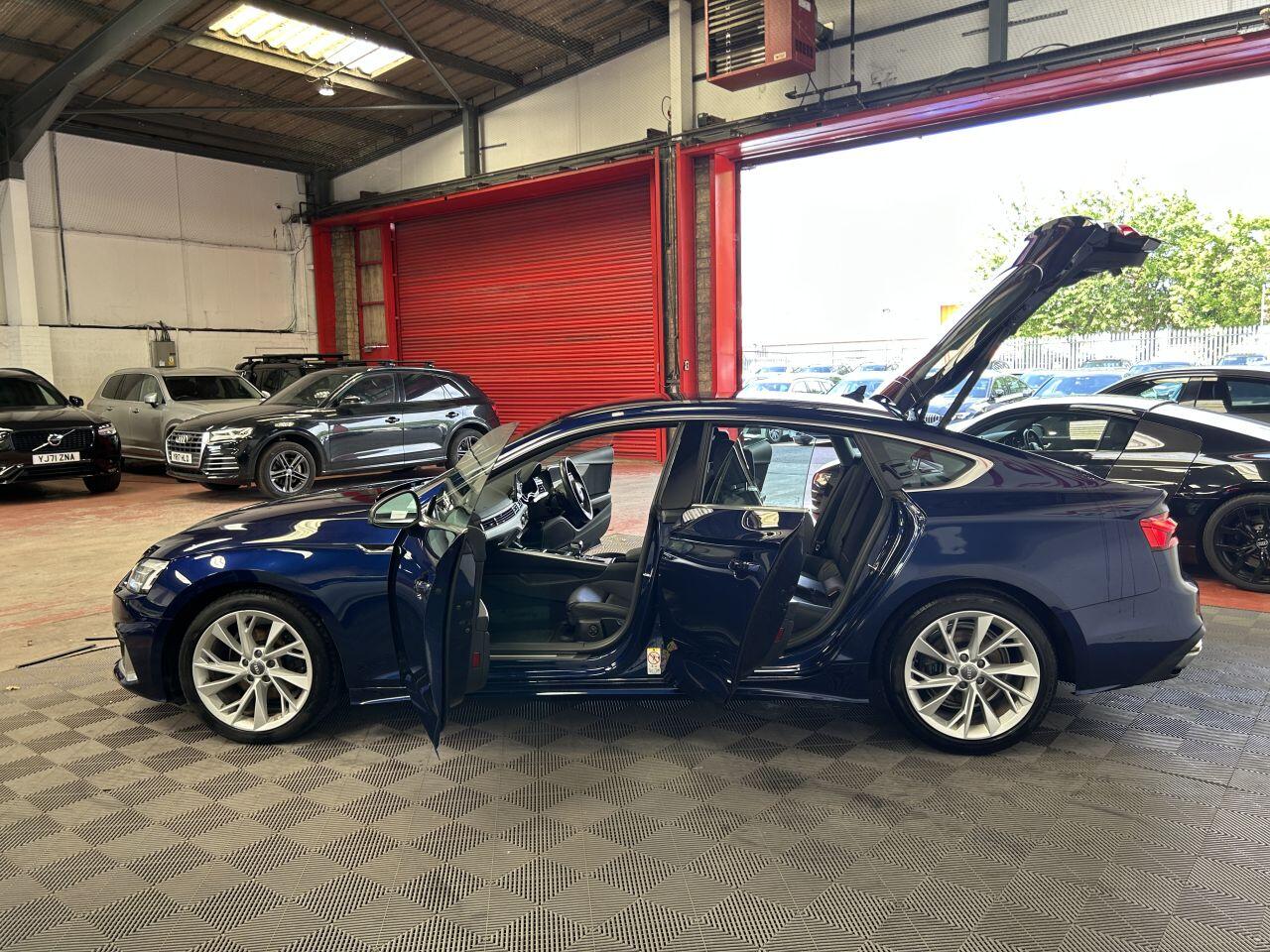 Audi A5 view 13