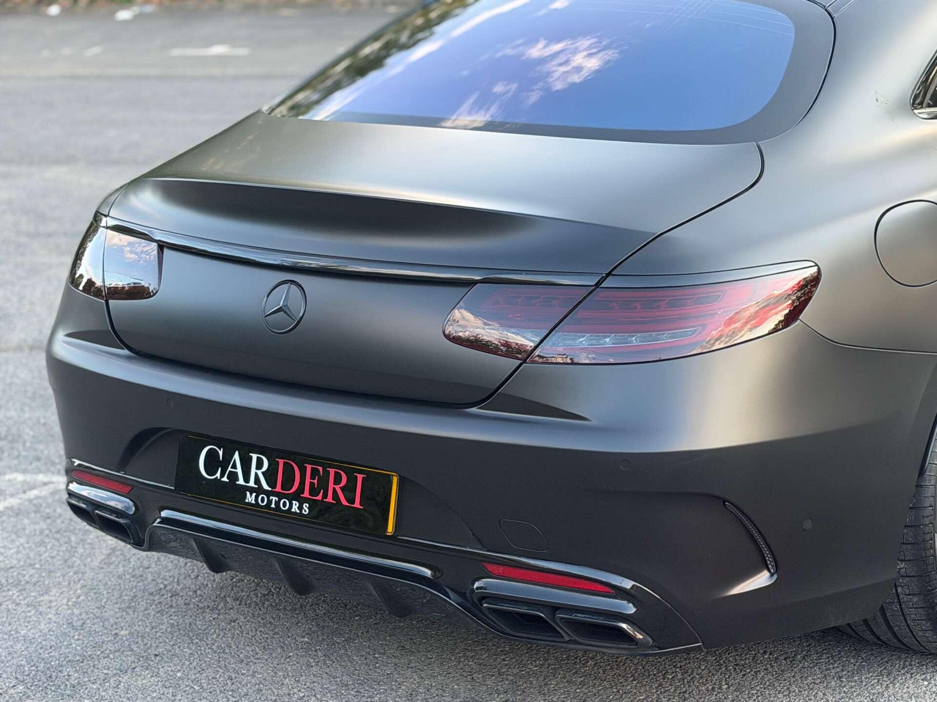 Mercedes-Benz S-Class view 19