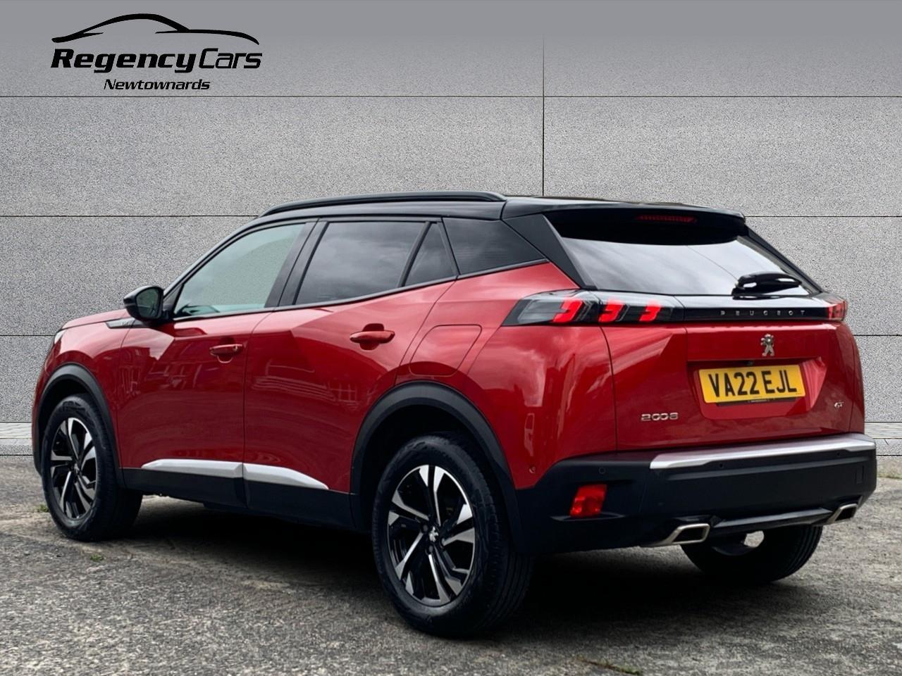 Peugeot 2008 view 4