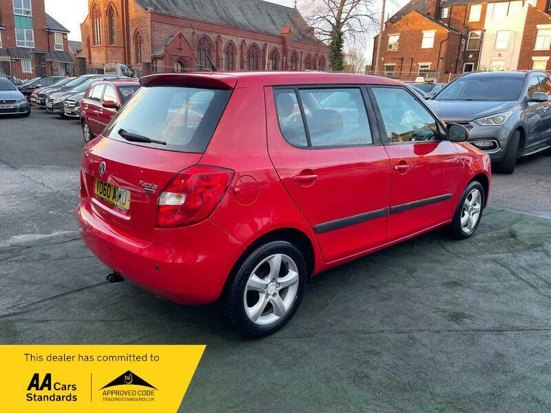 2010 Skoda Fabia image 14