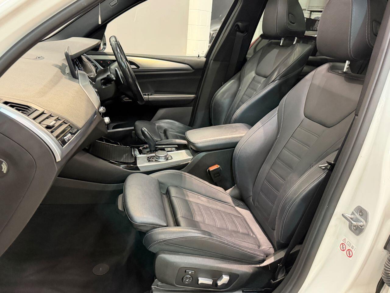 BMW X3 view 34