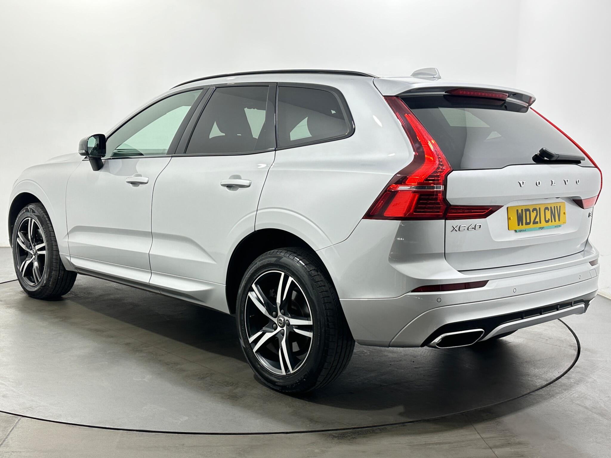 Volvo XC60 view 6