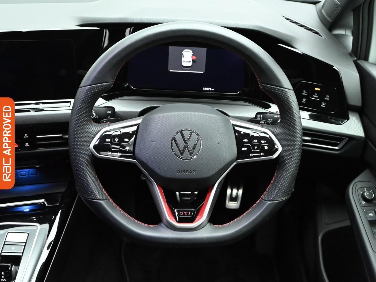 Volkswagen Golf view 9