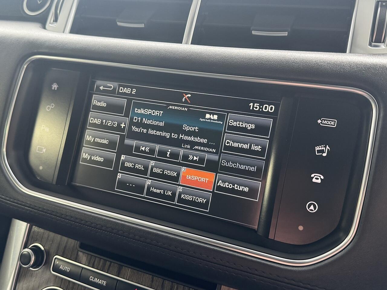 Land Rover Range Rover Sport view 18