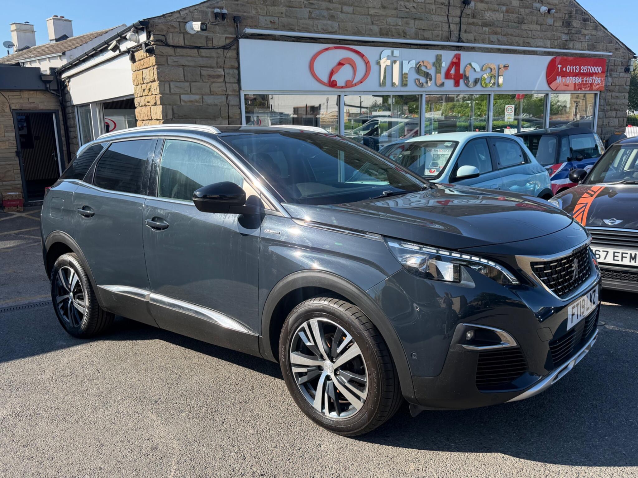 Peugeot 3008 view 10