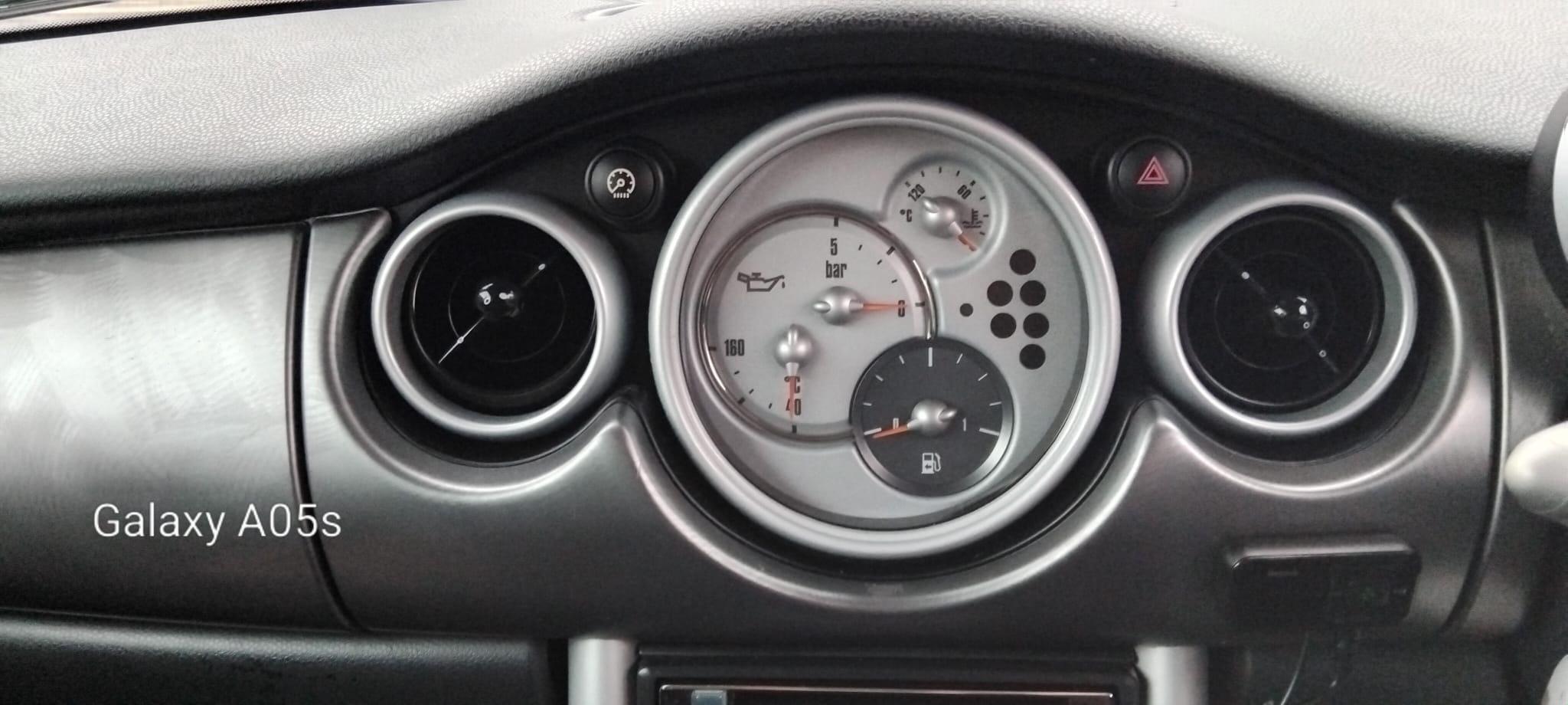 2005 MINI Hatch image 62