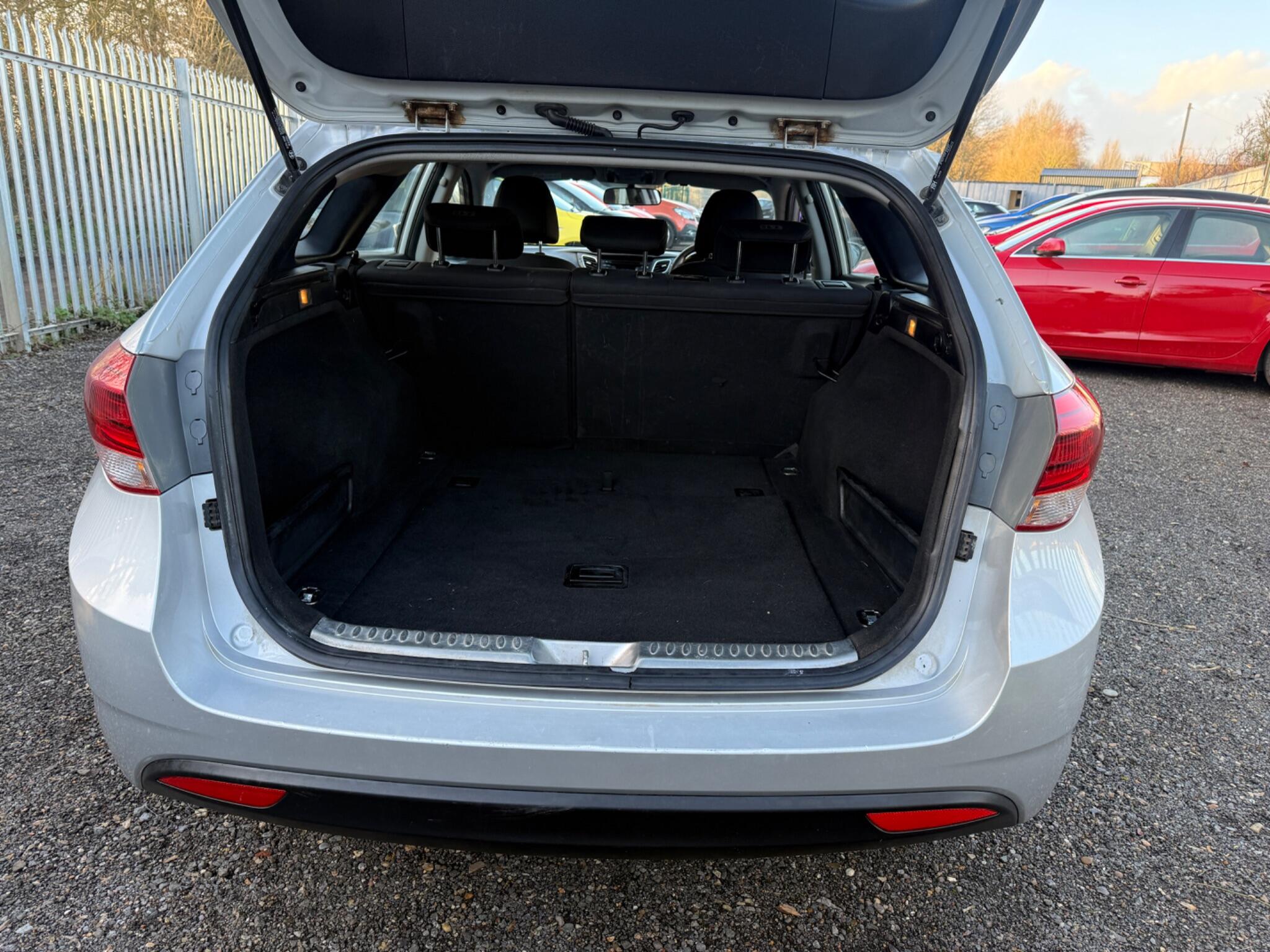 2015 Hyundai i40 image 25