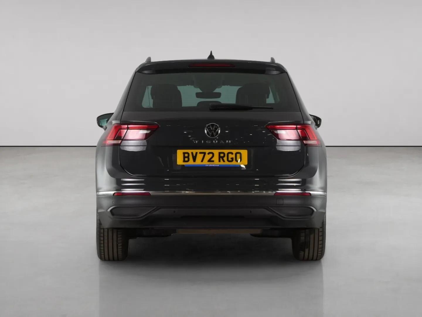 Volkswagen Tiguan view 7