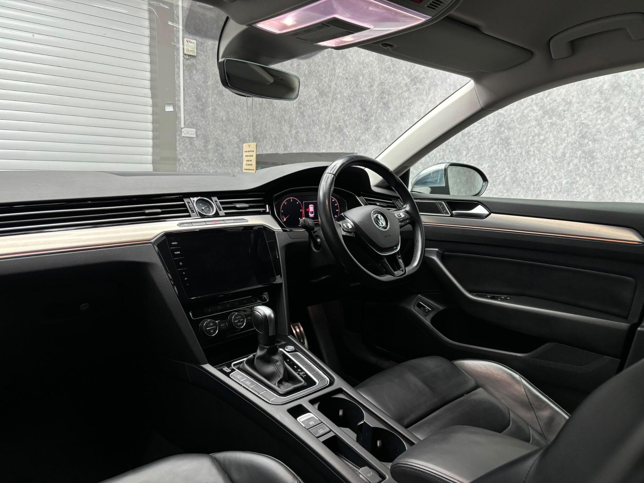 Volkswagen Arteon view 8