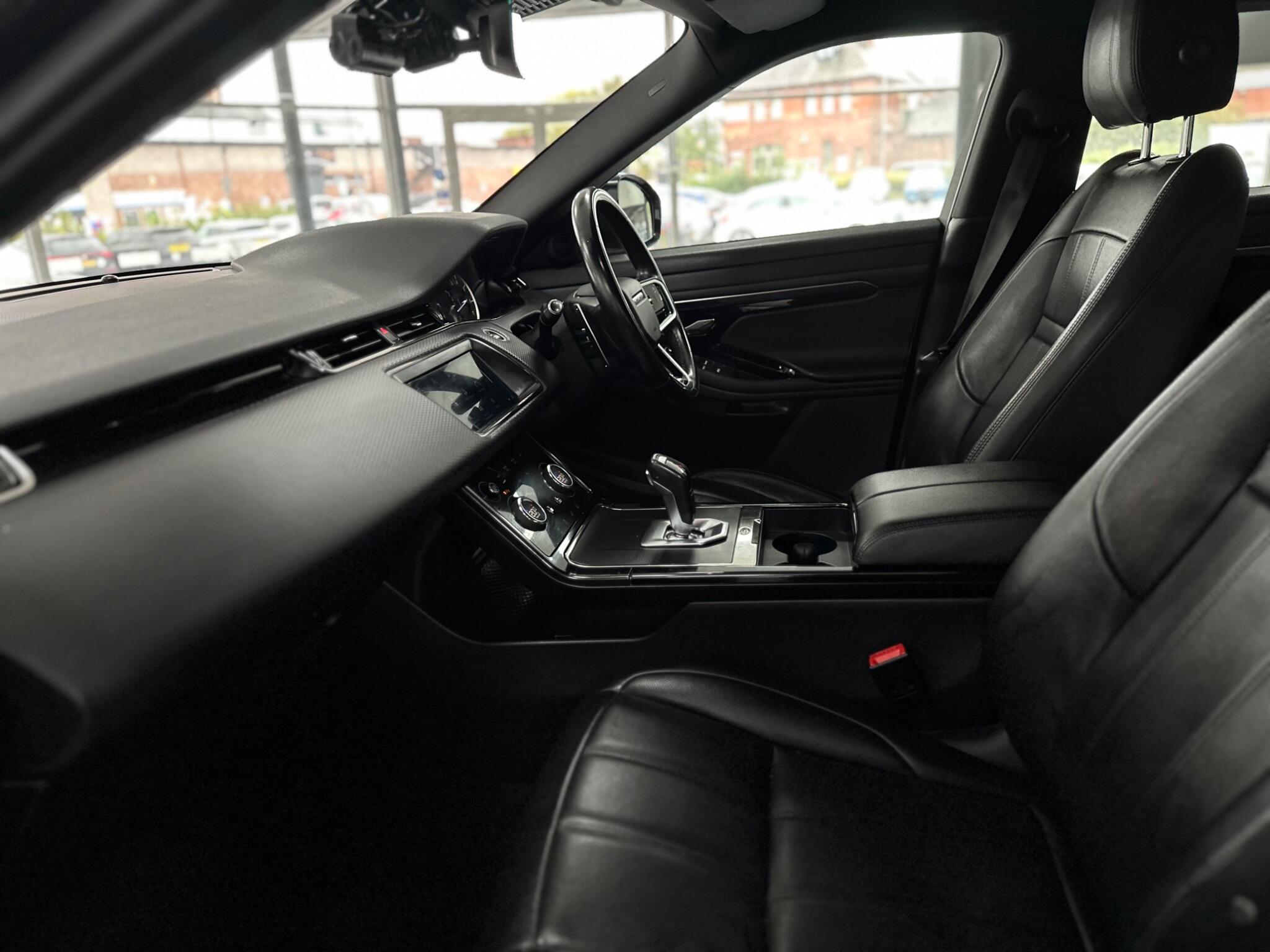 Land Rover Range Rover Evoque view 37