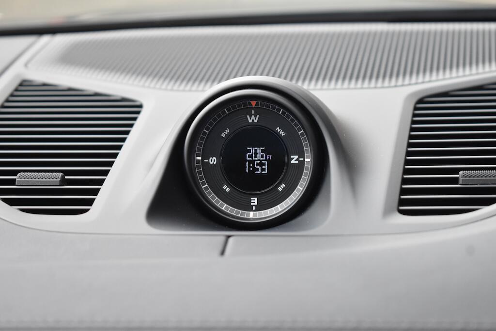 Porsche Cayenne view 81