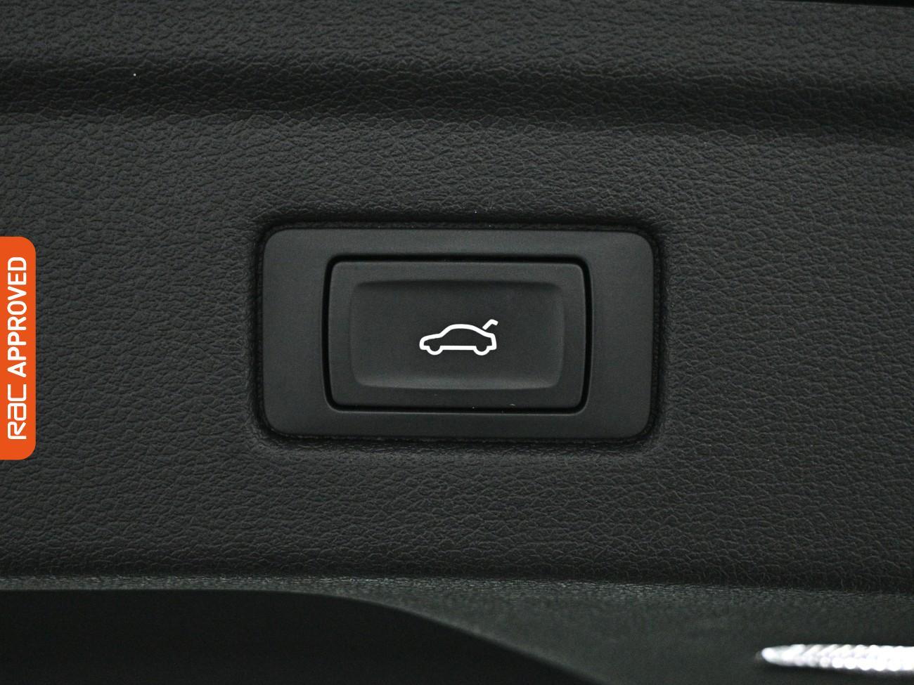 Audi A5 view 25
