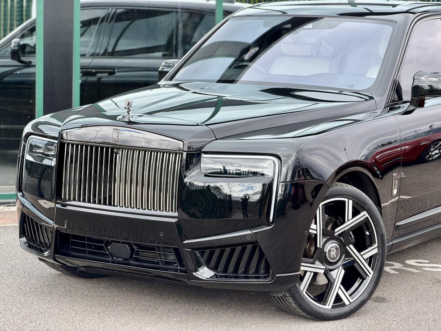 Rolls-Royce Cullinan view 22
