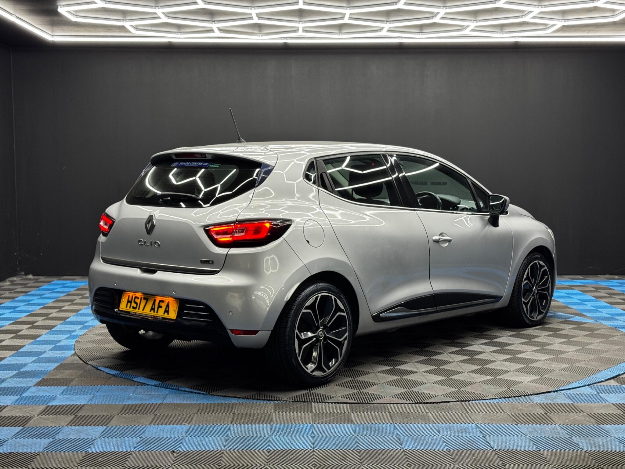 Renault Clio view 5
