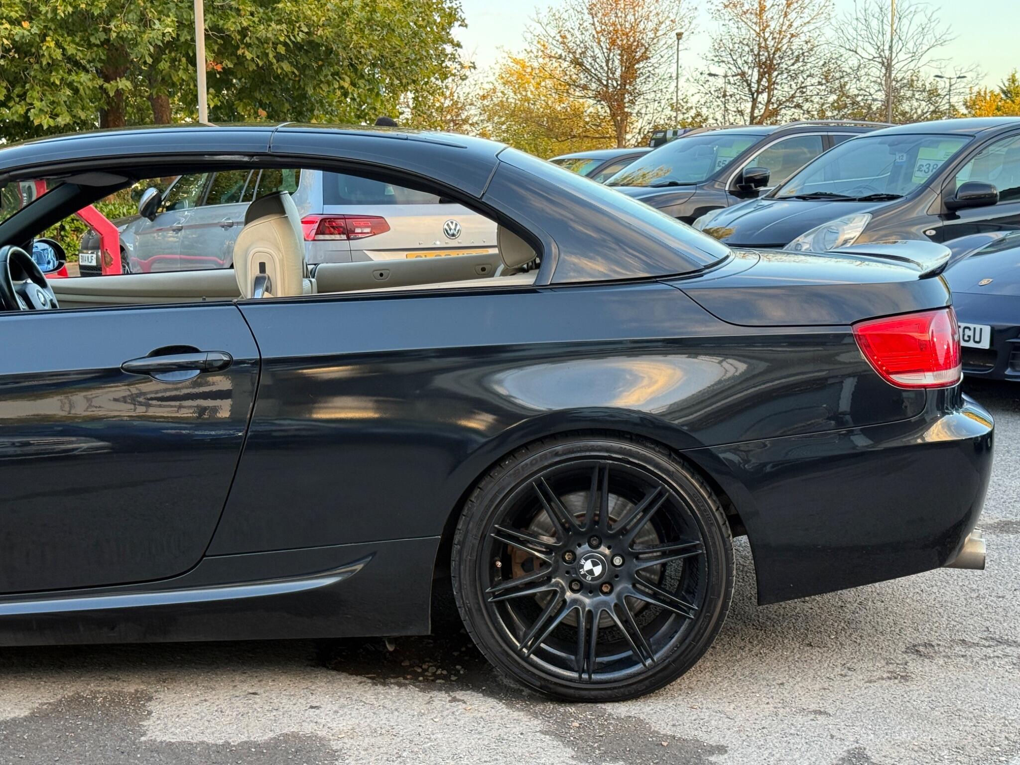 BMW 3 Series - Image 14