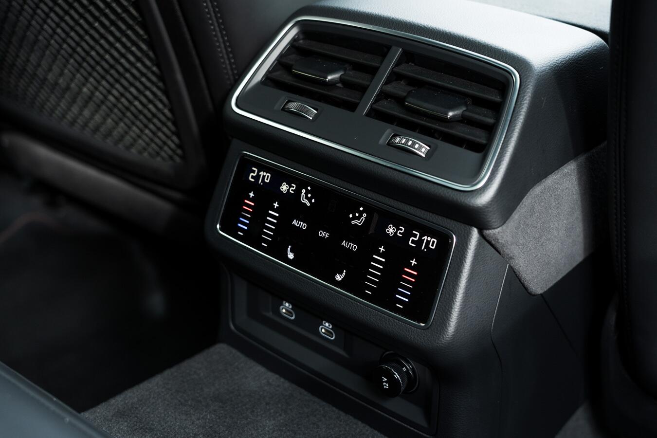 Audi RS6 Avant view 48