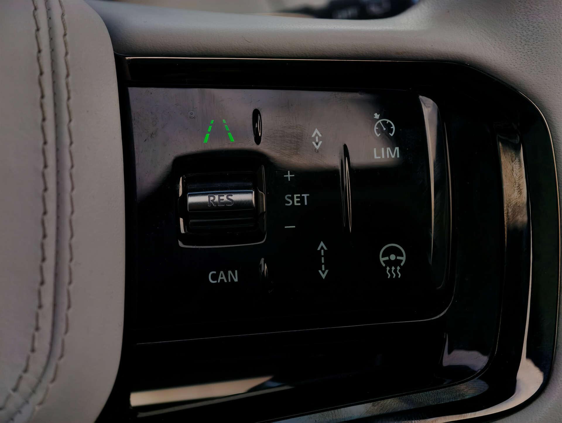 Land Rover Range Rover Sport view 42