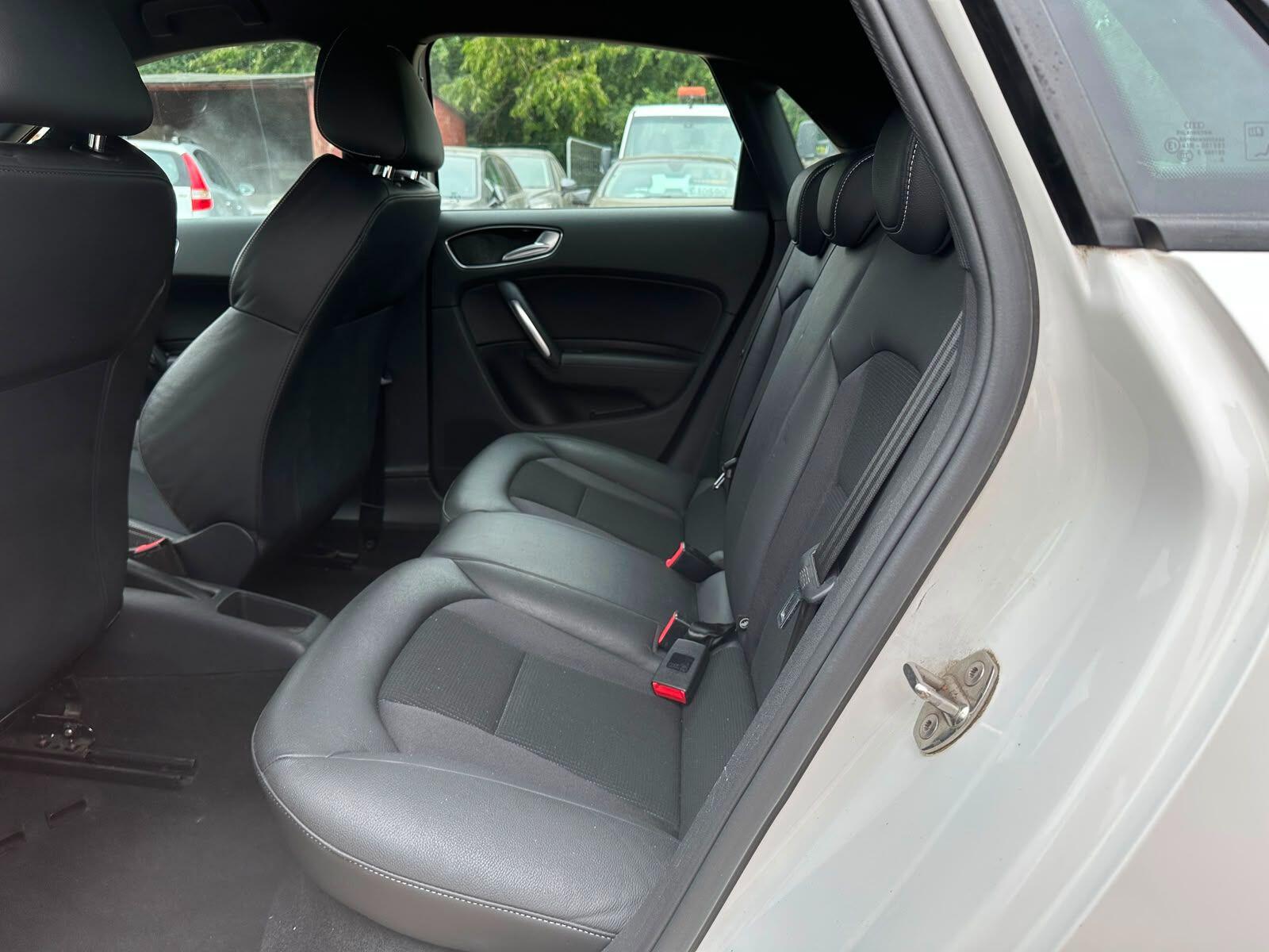 Audi A1 view 11