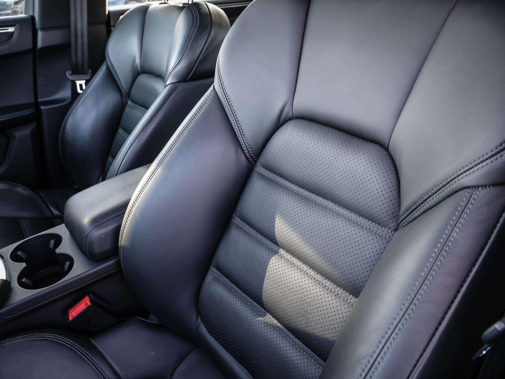 Porsche Macan view 13