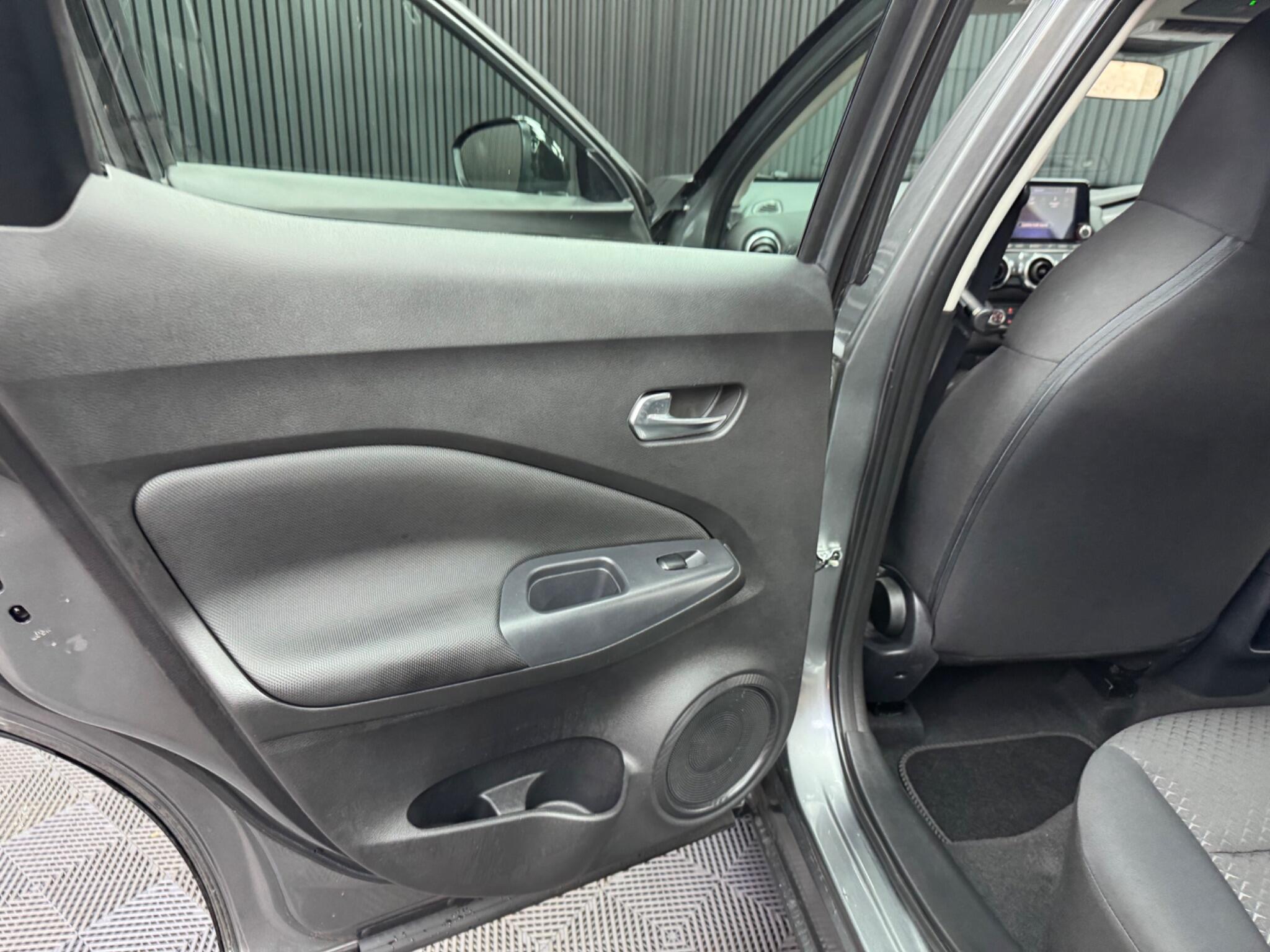 Nissan Juke view 44