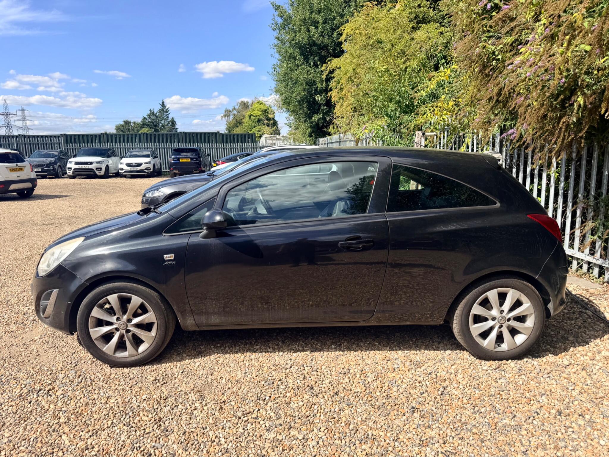 Vauxhall Corsa view 3