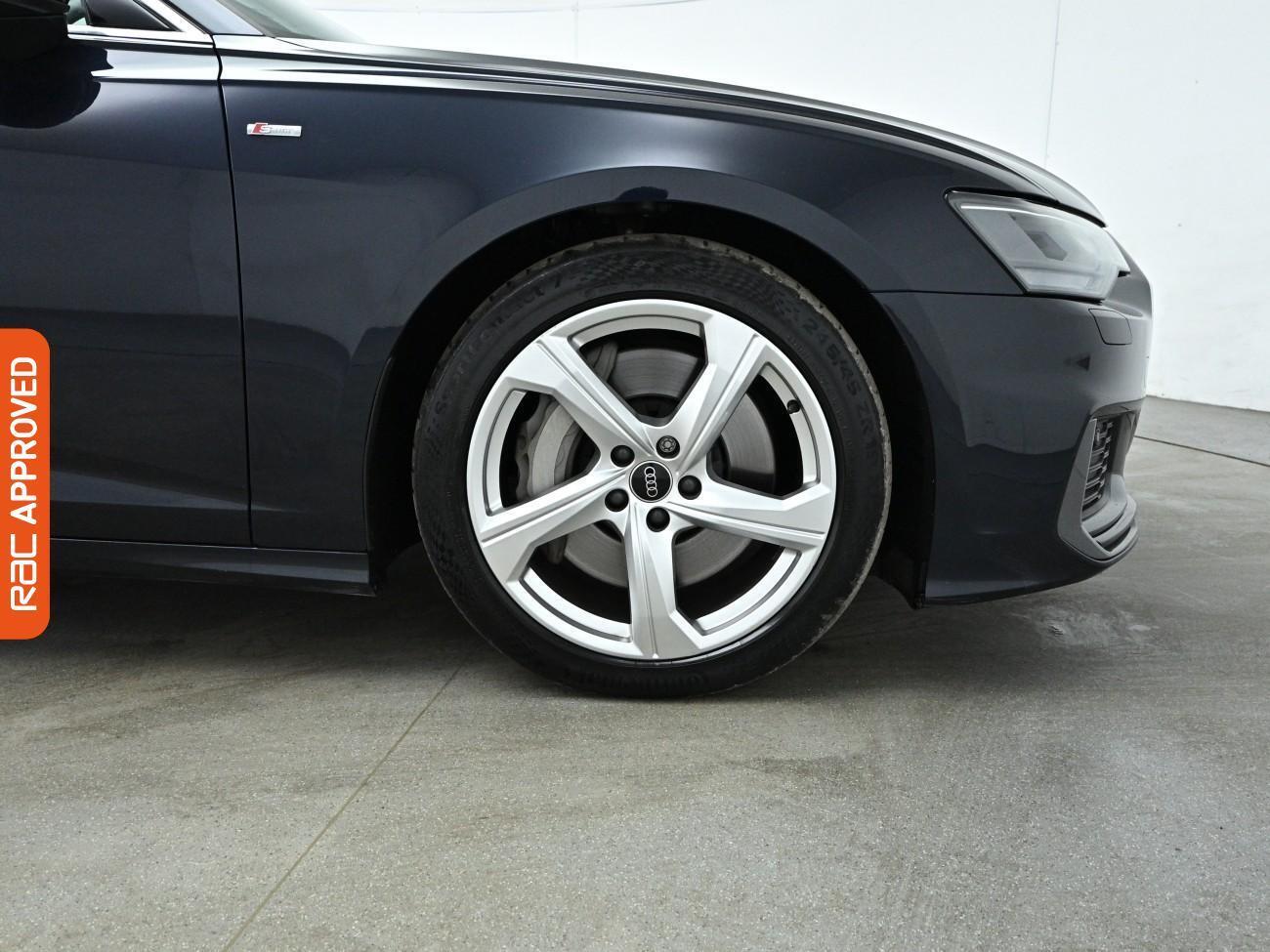 Audi A6 view 32