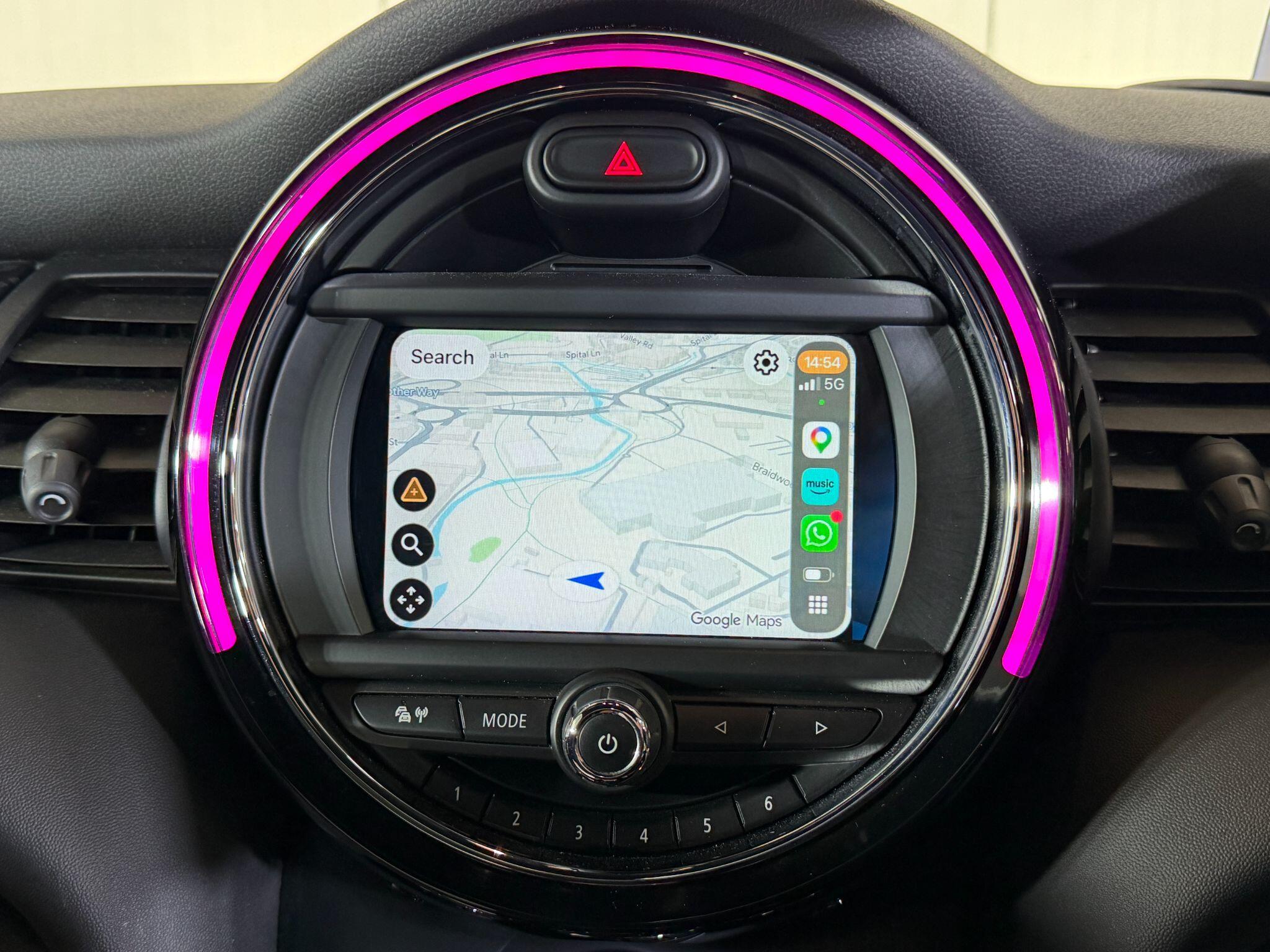 Mini Hatch view 29