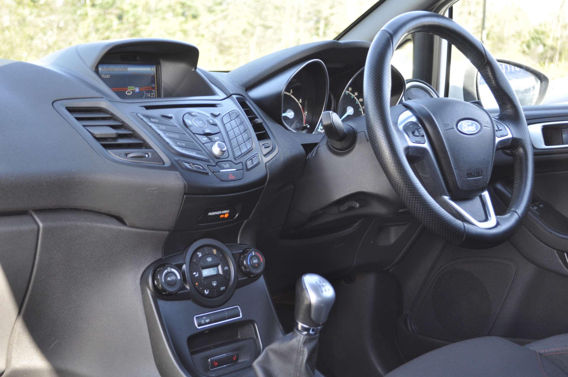 Ford Fiesta view 12