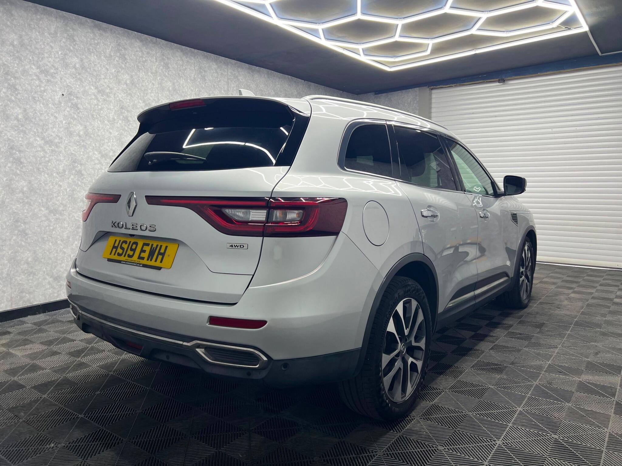 Renault Koleos view 2