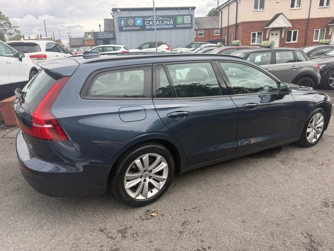 Volvo V60 view 11