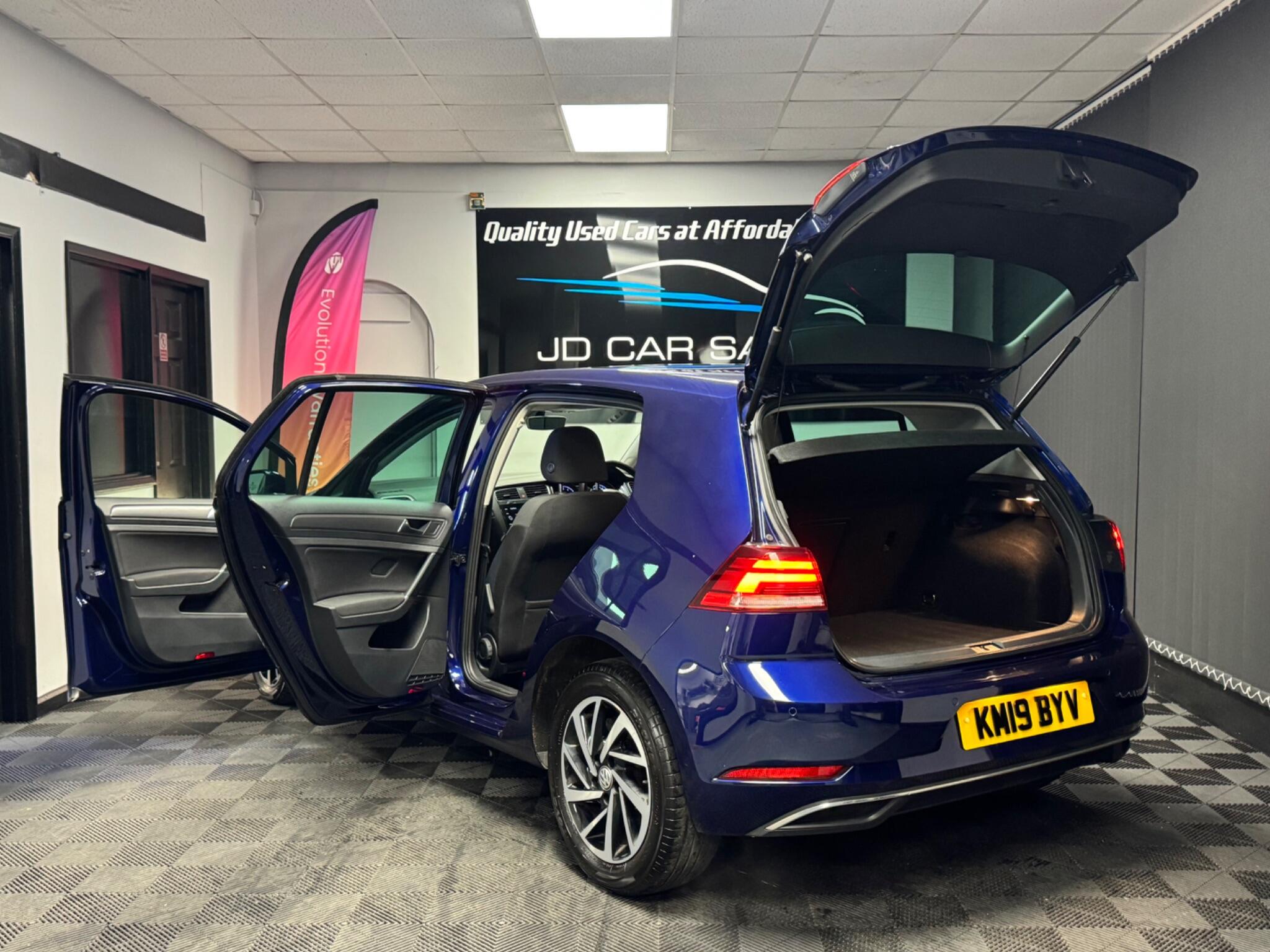 2019 Volkswagen Golf 1.0 TSI Match Euro 6 (s/s) 5dr • 87,000 miles image 9