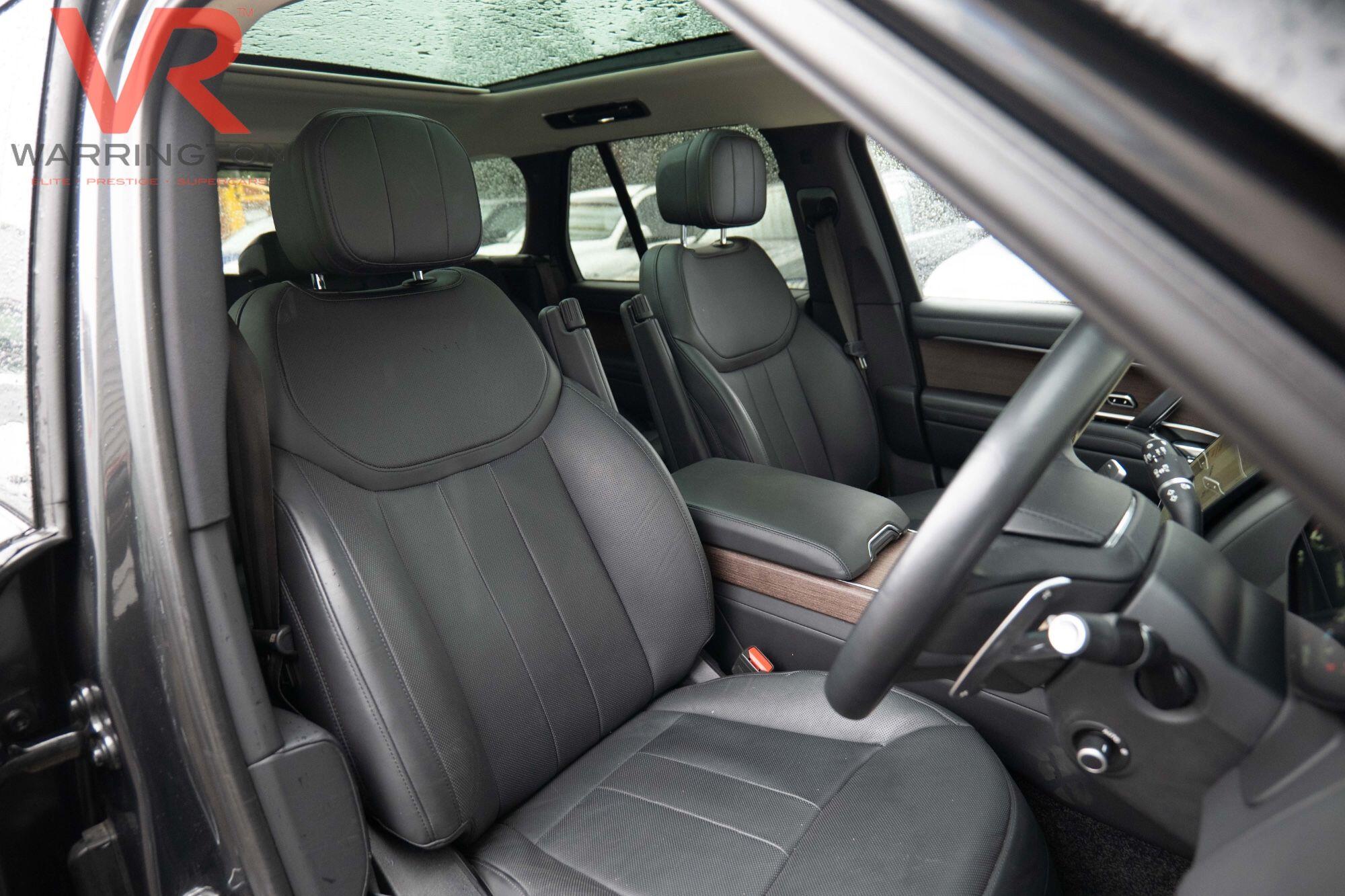 Land Rover Range Rover view 19