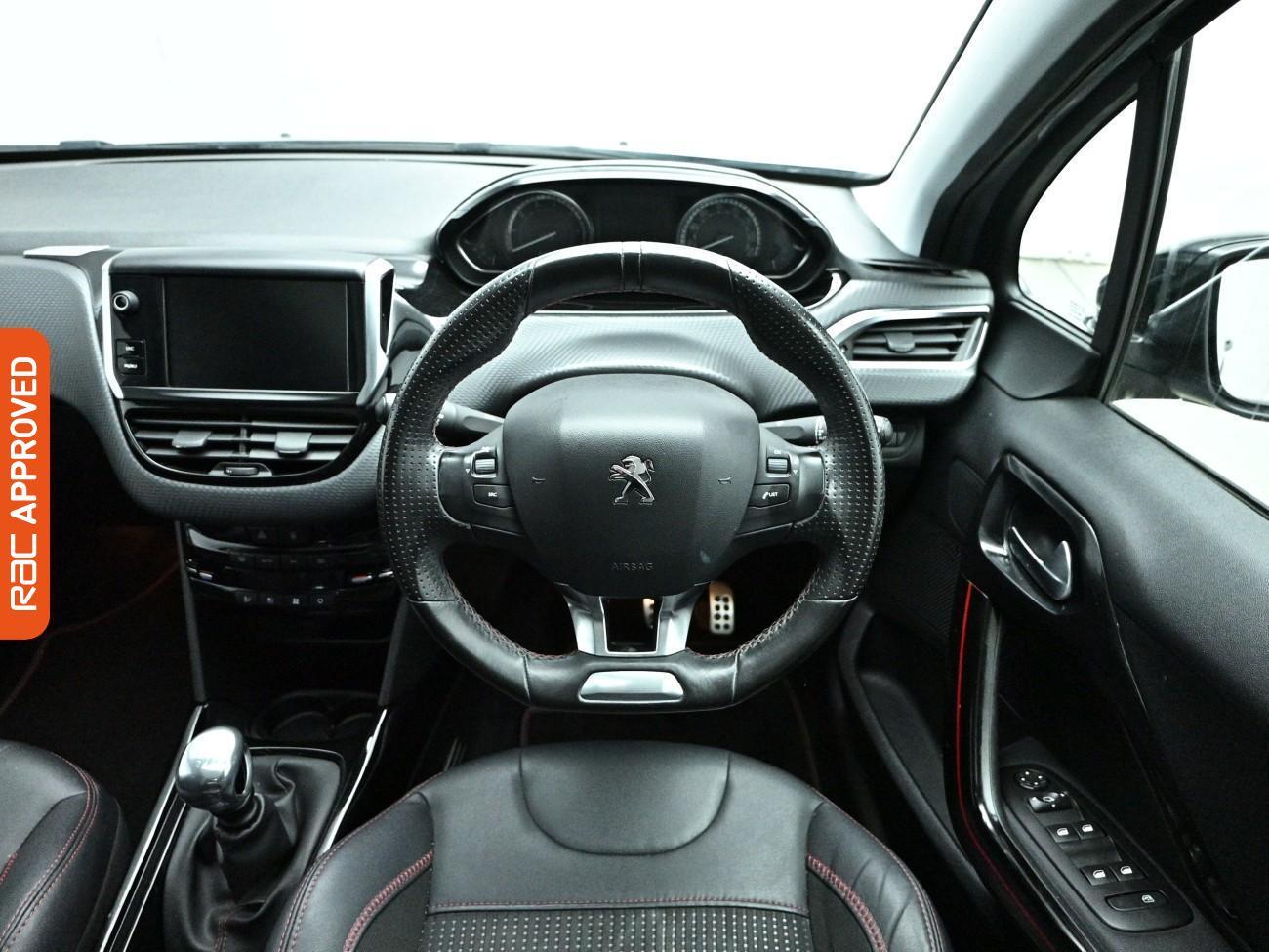 Peugeot 2008 view 9
