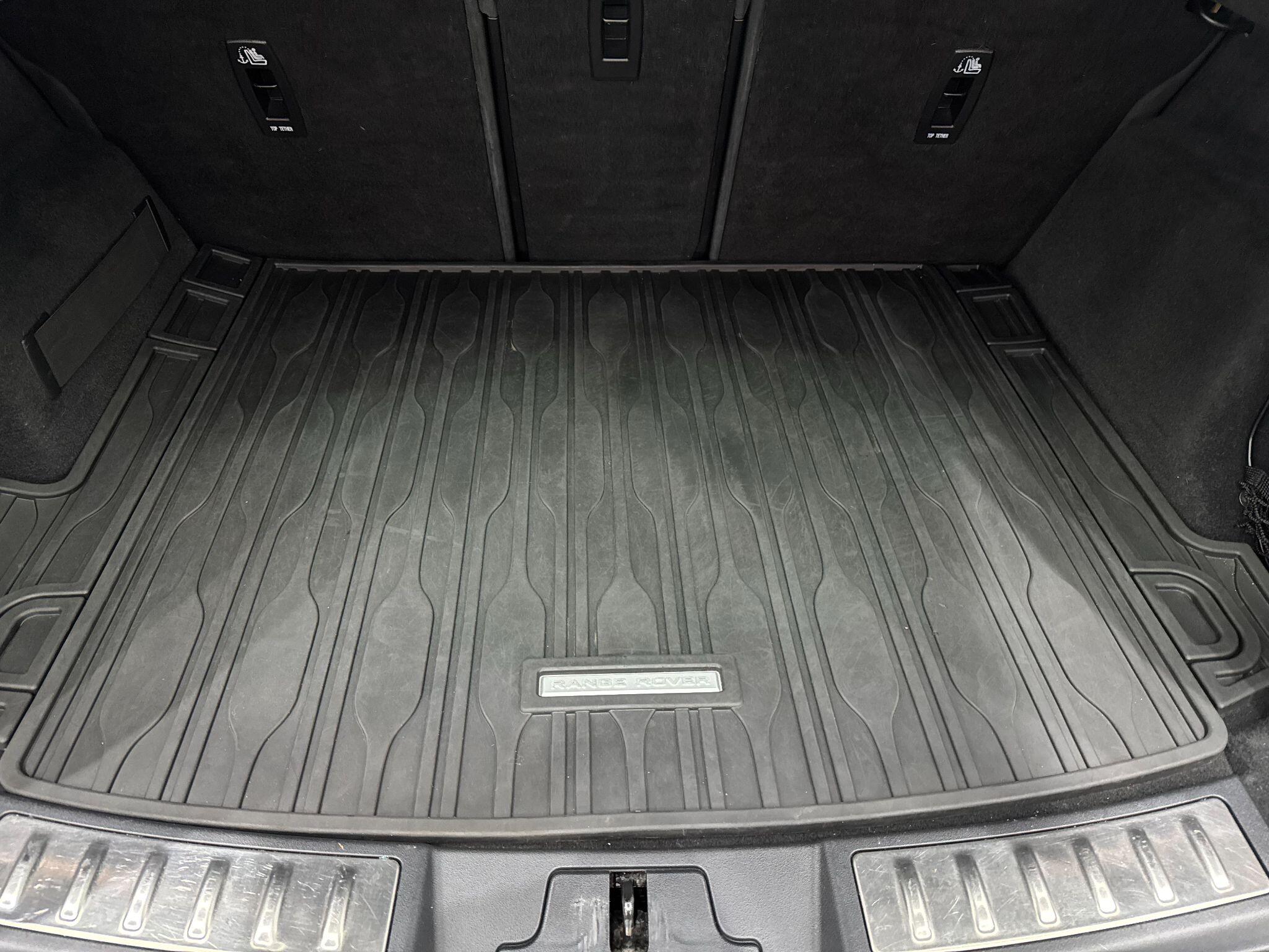 Land Rover Range Rover Evoque view 59