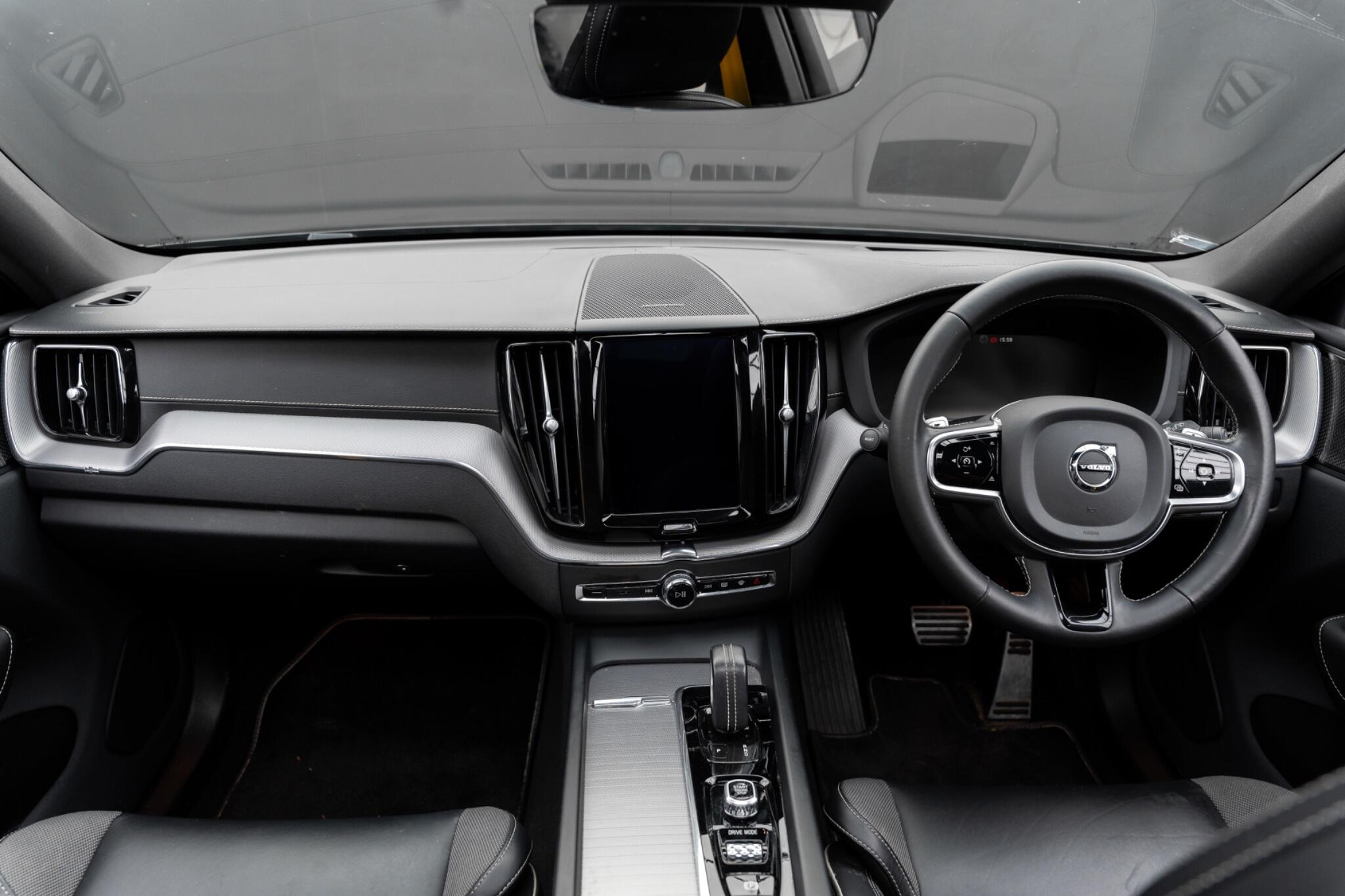 Volvo XC60 view 30