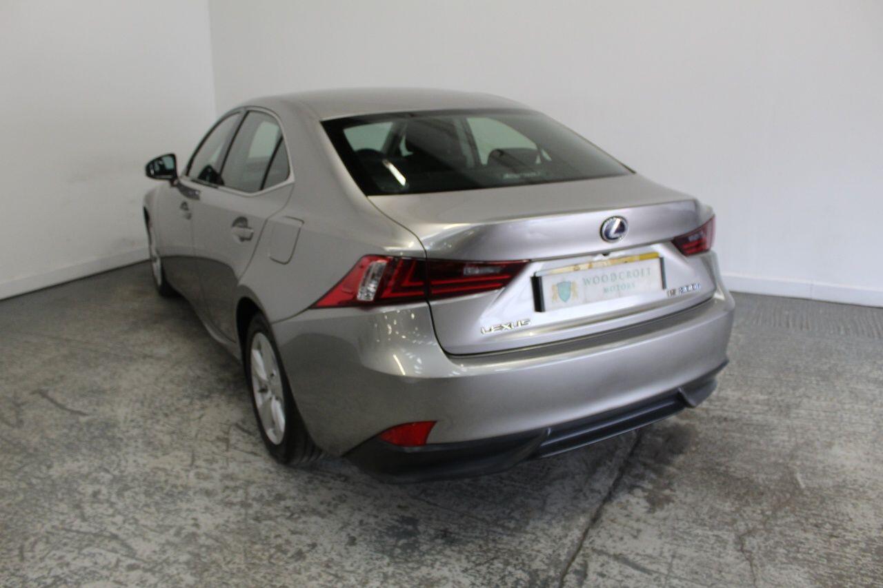 Lexus Is view 7
