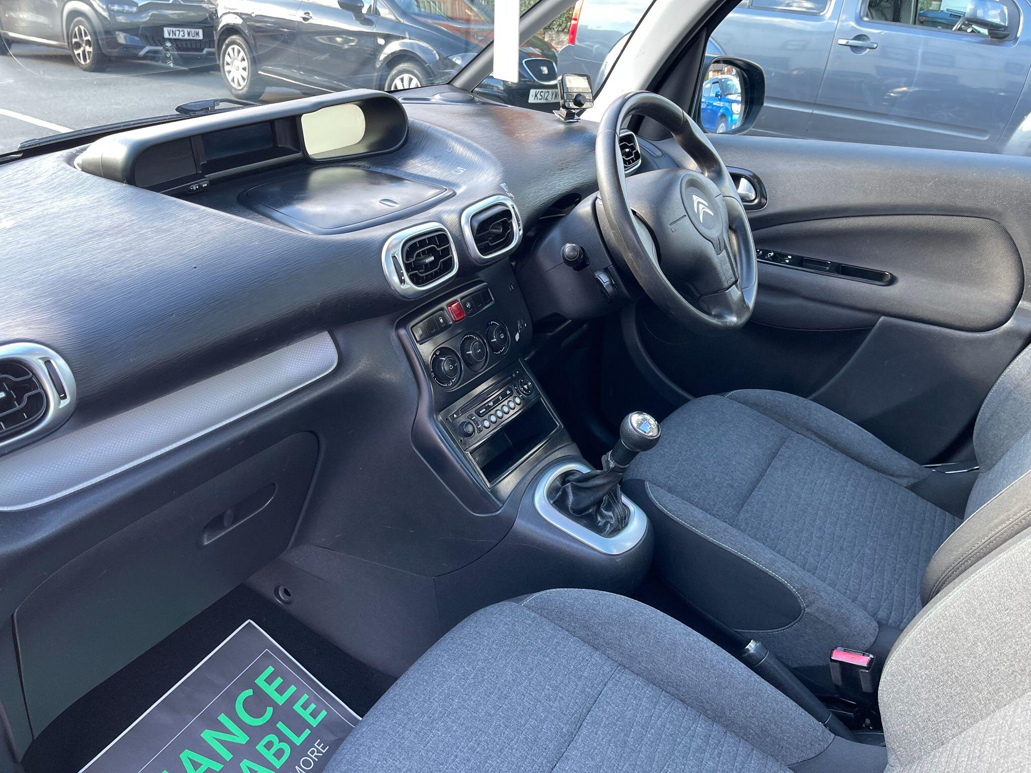 Citroen C3 Picasso view 32