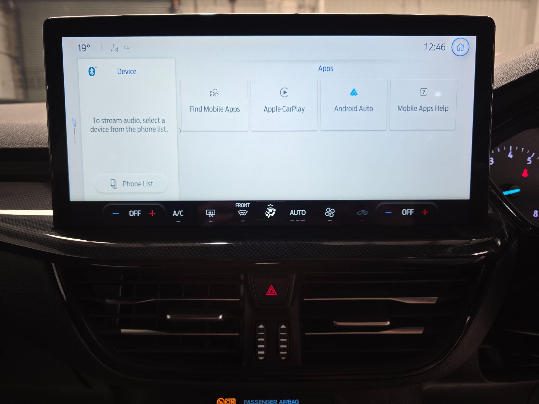 Ford Focus view 8
