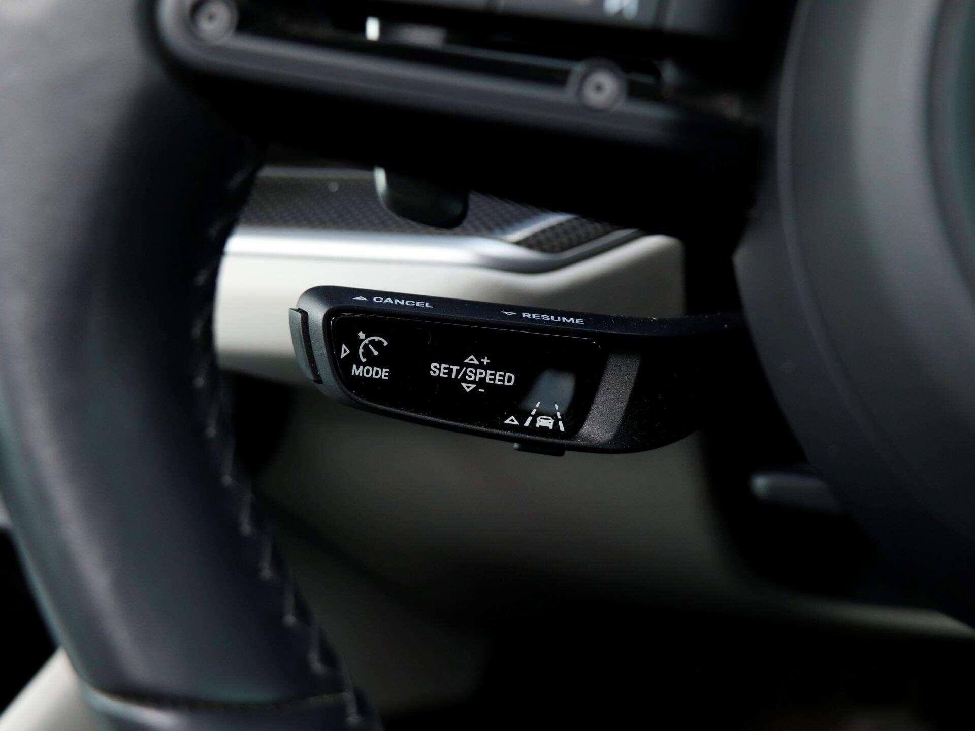 Porsche Cayenne view 19