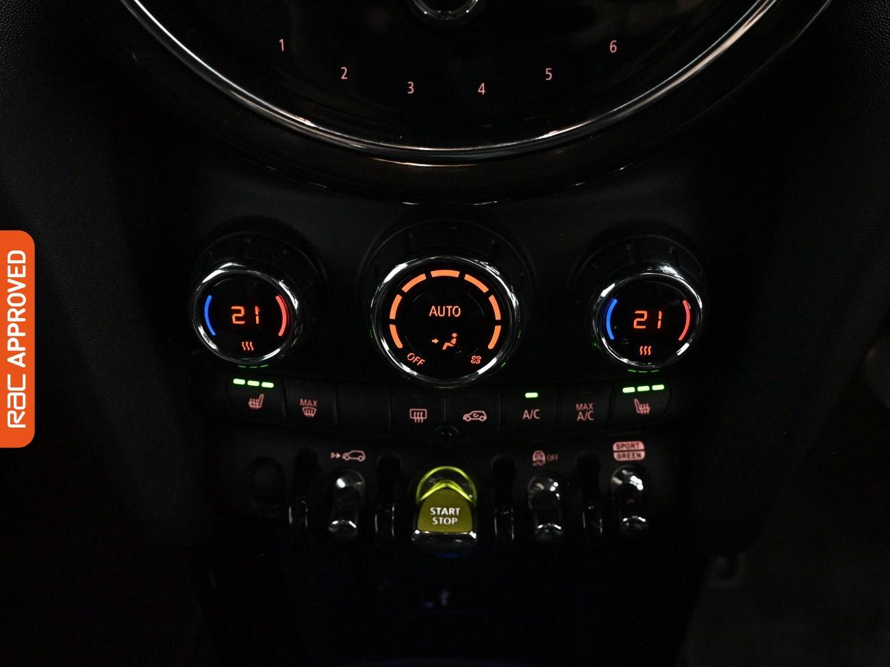 Mini Hatch view 22
