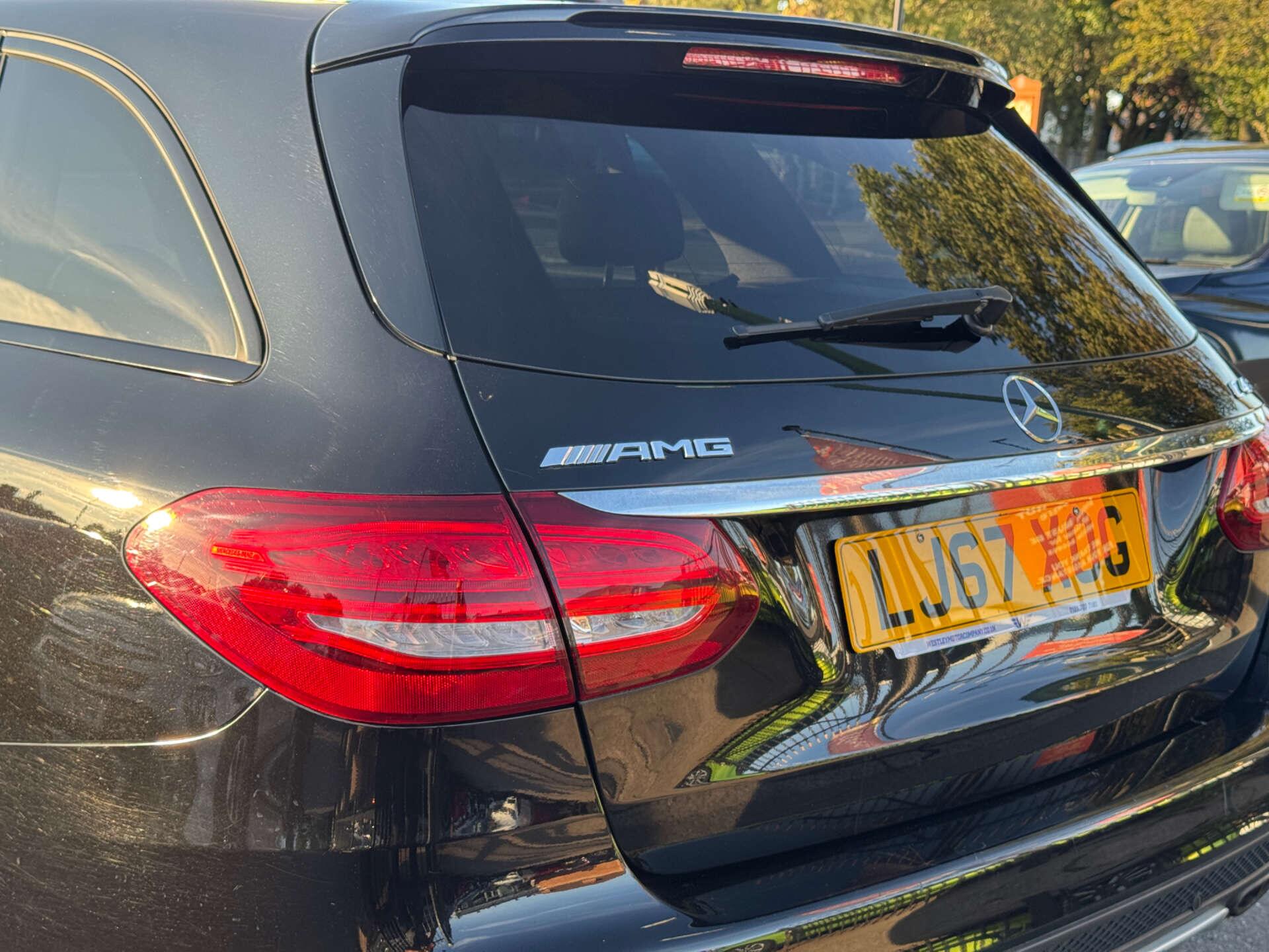Mercedes-Benz C-Class view 15