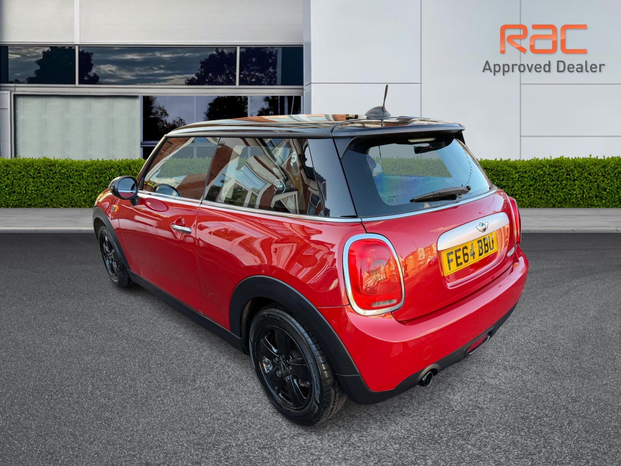 Mini Cooper view 16