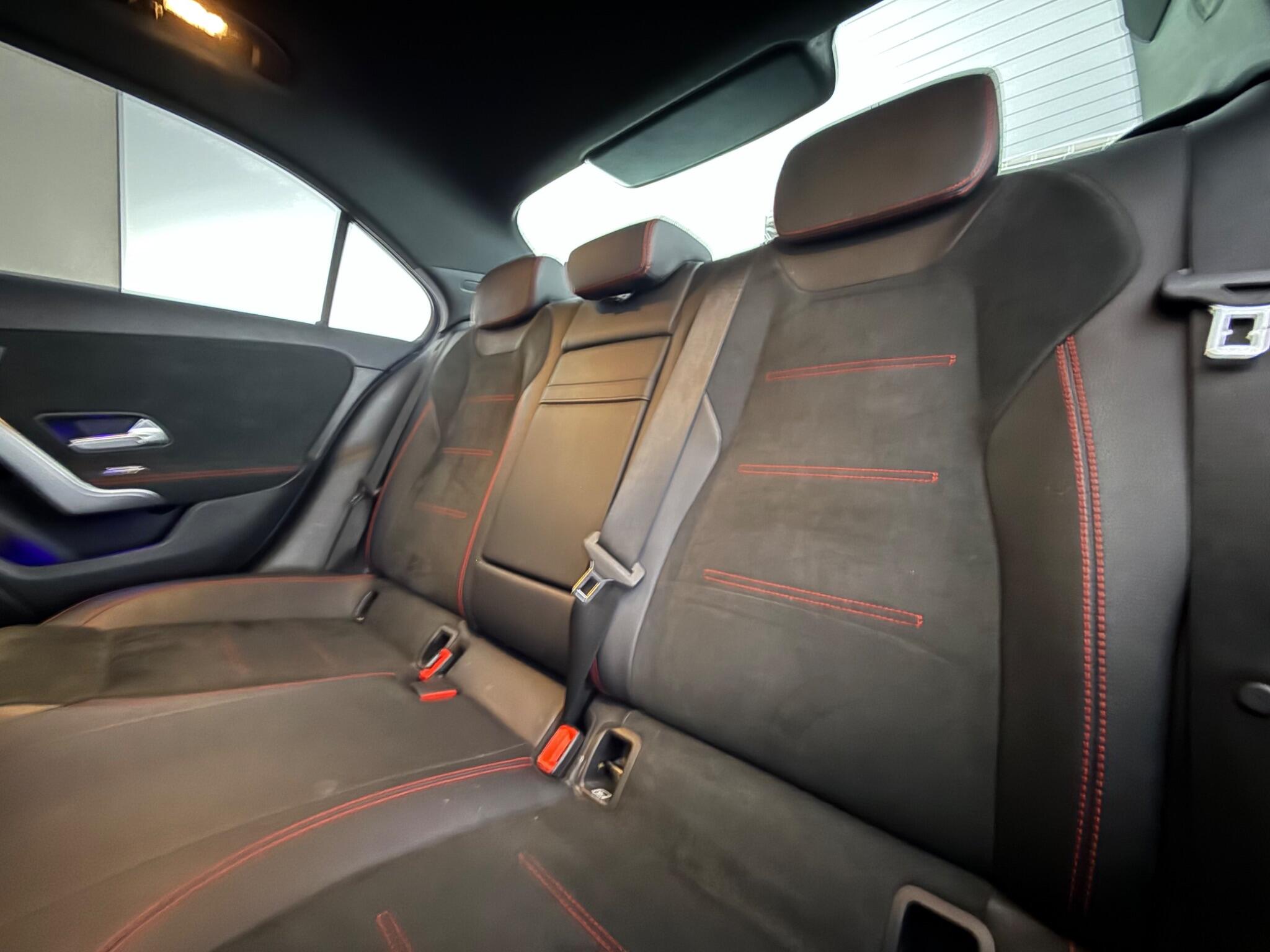 Mercedes-Benz A-Class view 32