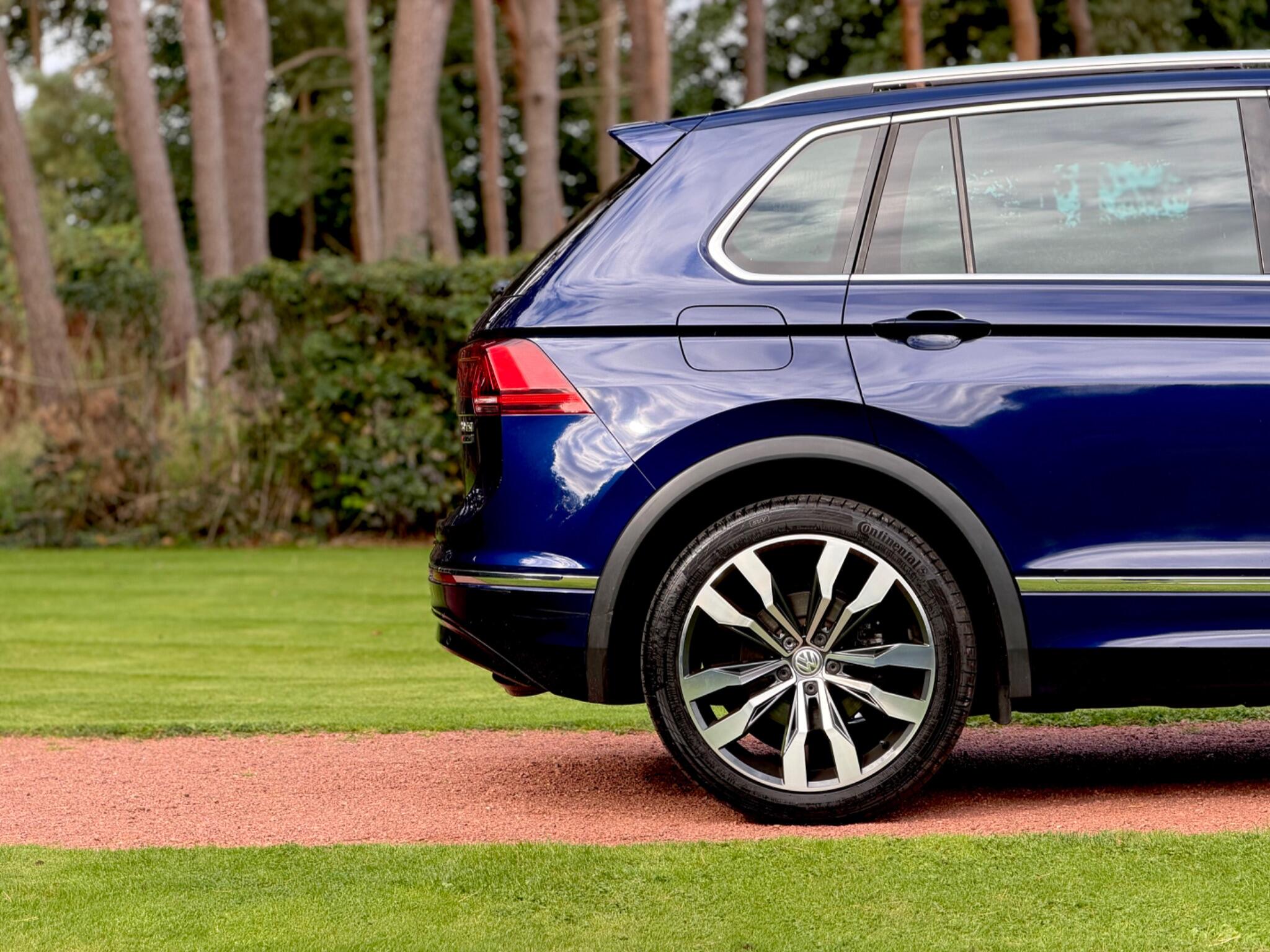 Volkswagen Tiguan view 17