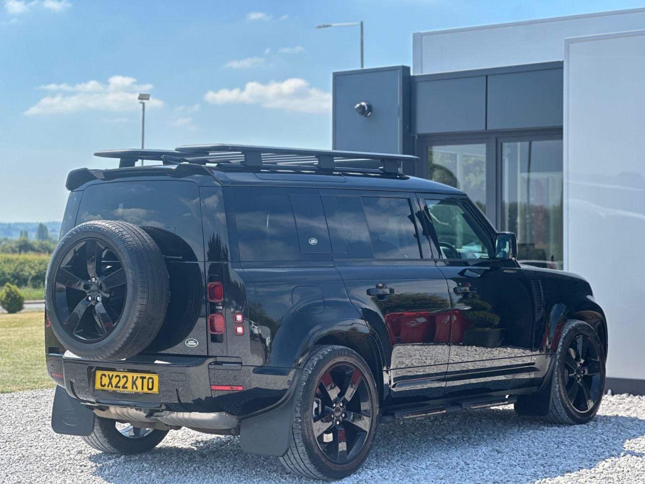 Land Rover Defender view 5